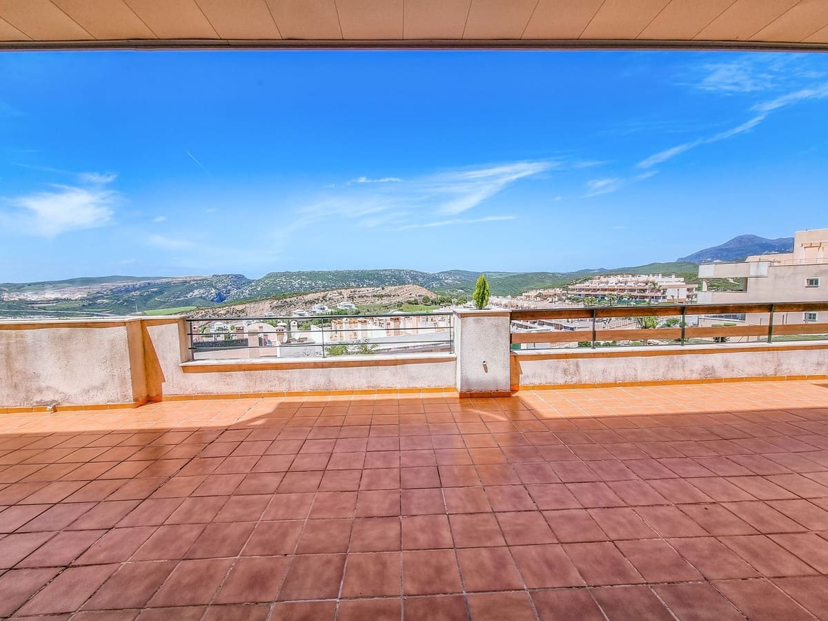 2 slaapkamer Appartement te koop in Casares met zwembad garage - € 245.000 (Ref: 9143468)