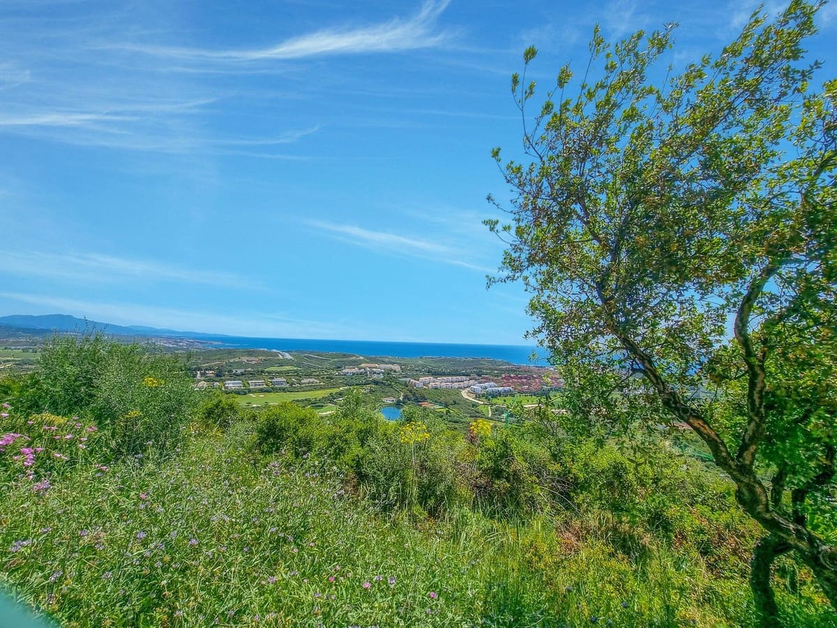 2 slaapkamer Appartement te koop in Casares met zwembad garage - € 245.000 (Ref: 9143468)