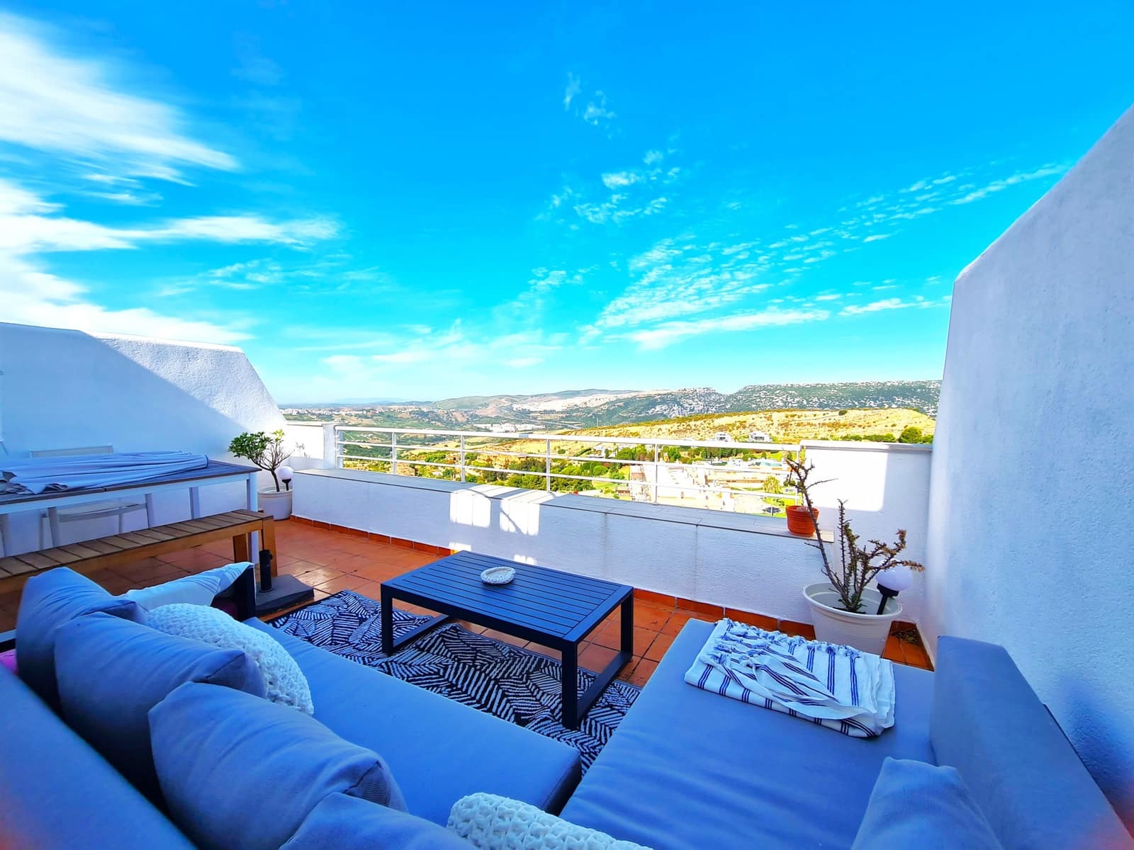 2 soverom Penthouse til salgs i Casares med garasje - € 230 000 (Ref: 9149166)