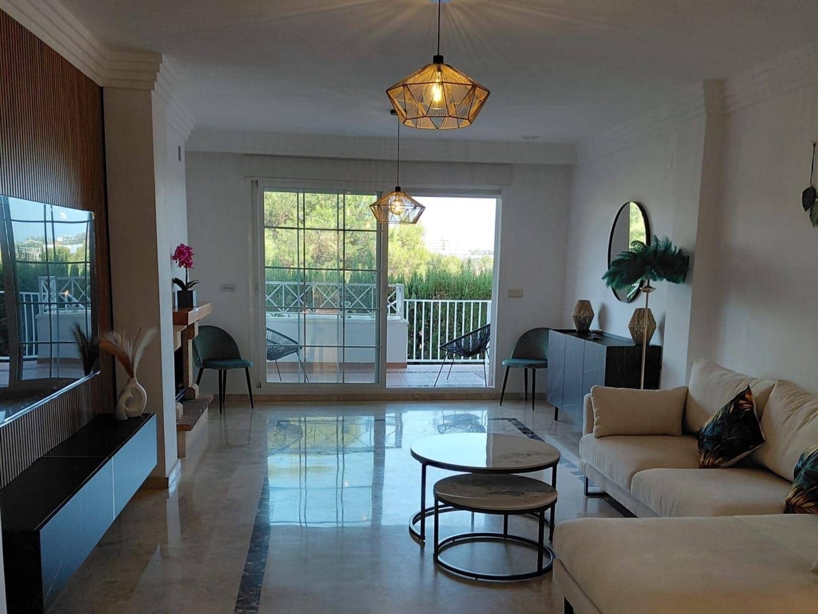1 bedroom Apartment for sale in Marbella - € 345,000 (Ref: 9159357)