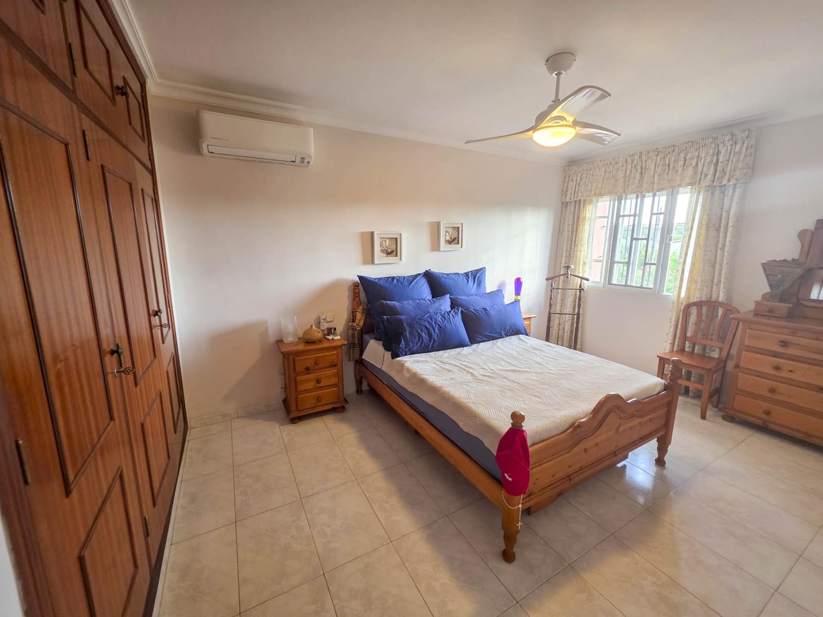 4 soveværelse Villa til salg i Guadacorte med swimmingpool garage - € 550.000 (Ref: 9162181)