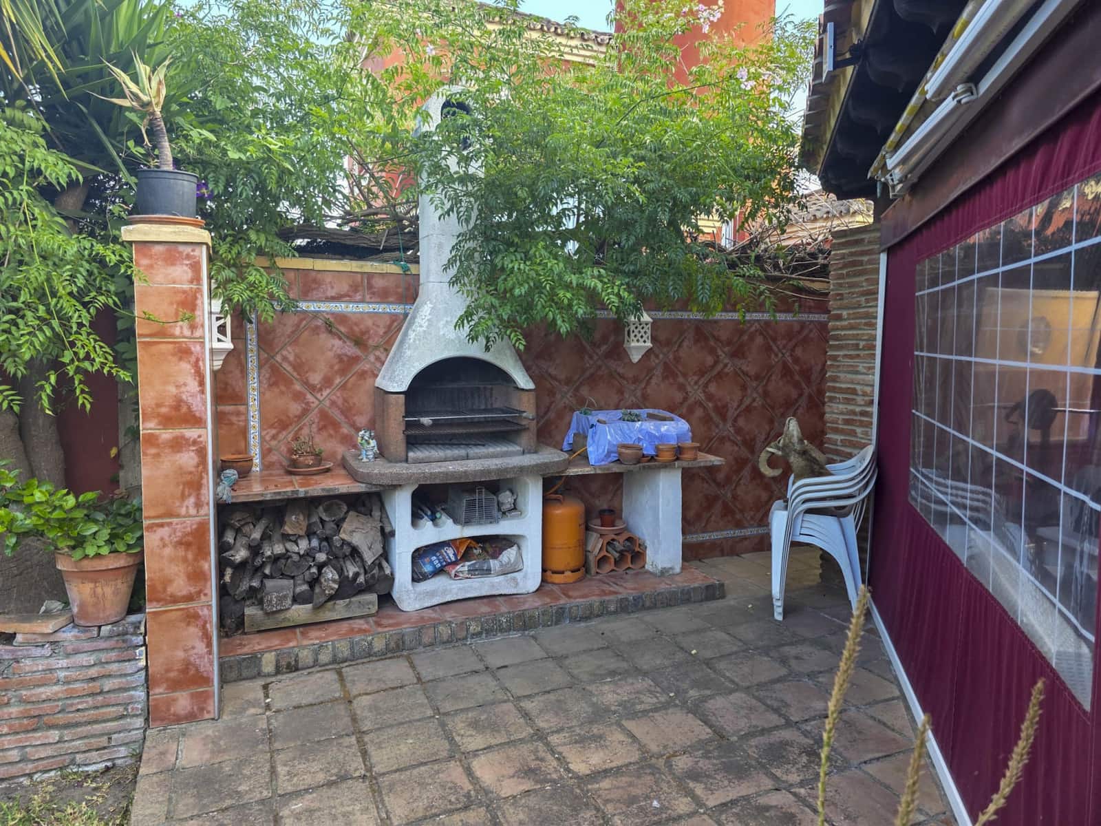 4 soveværelse Villa til salg i Guadacorte med swimmingpool garage - € 550.000 (Ref: 9162181)