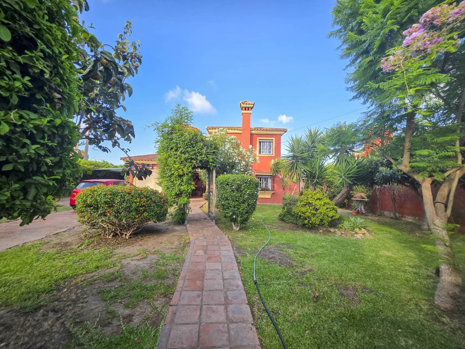 4 soveværelse Villa til salg i Guadacorte med swimmingpool garage - € 550.000 (Ref: 9162181)