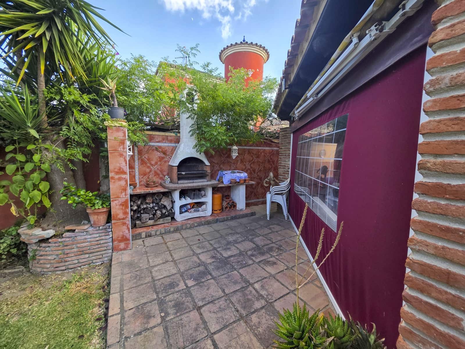 4 soveværelse Villa til salg i Guadacorte med swimmingpool garage - € 550.000 (Ref: 9162181)