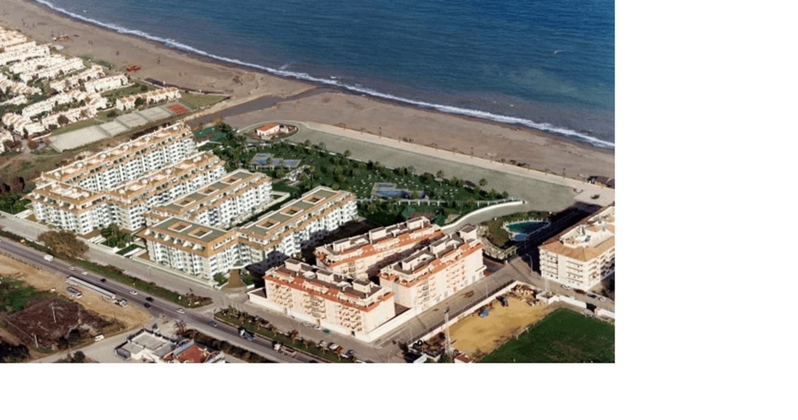 3 soveværelse Lejlighed til salg i San Luis de Sabinillas med swimmingpool garage - € 260.000 (Ref: 9171342)