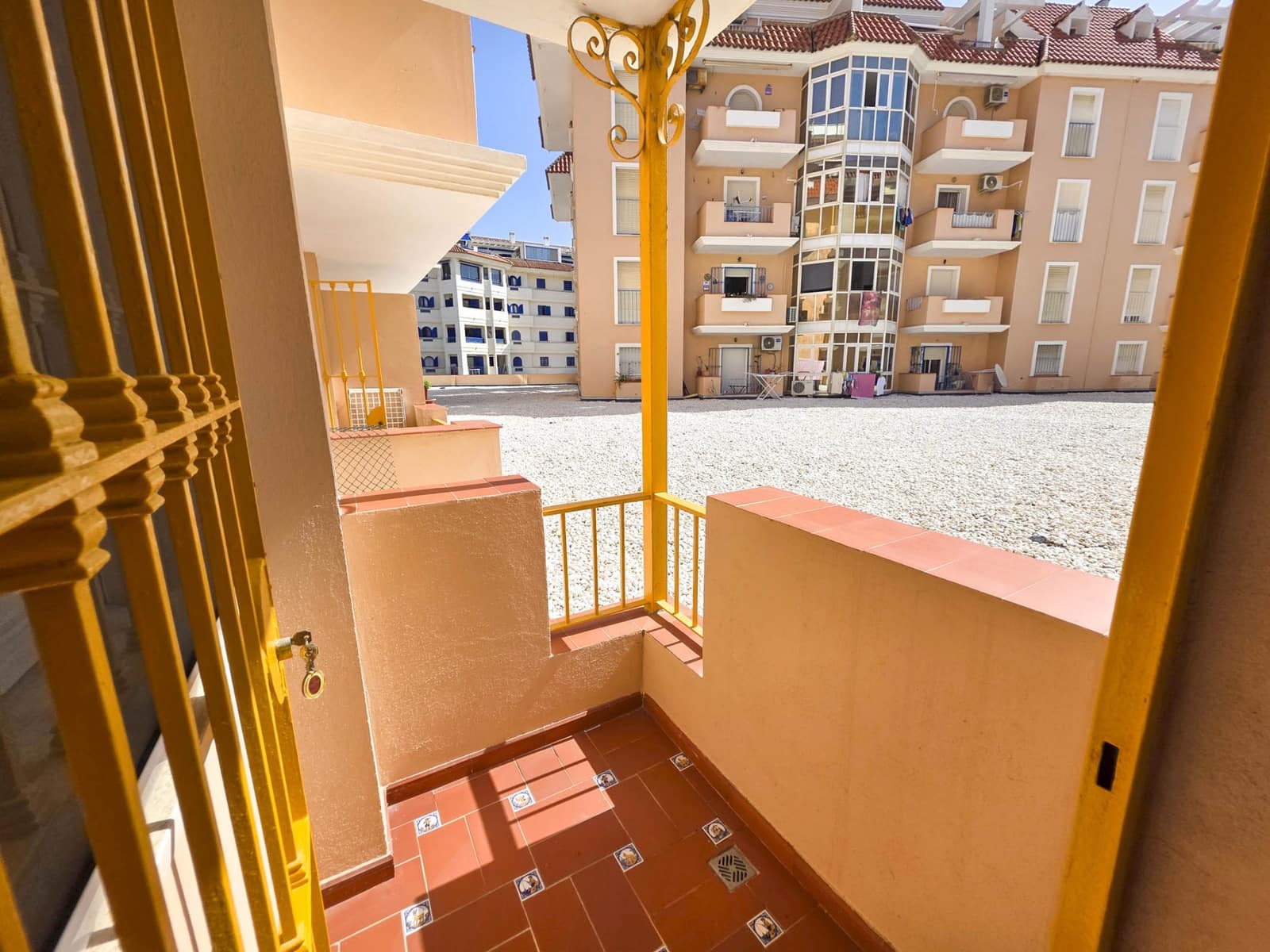 3 soveværelse Lejlighed til salg i San Luis de Sabinillas med swimmingpool garage - € 260.000 (Ref: 9171342)