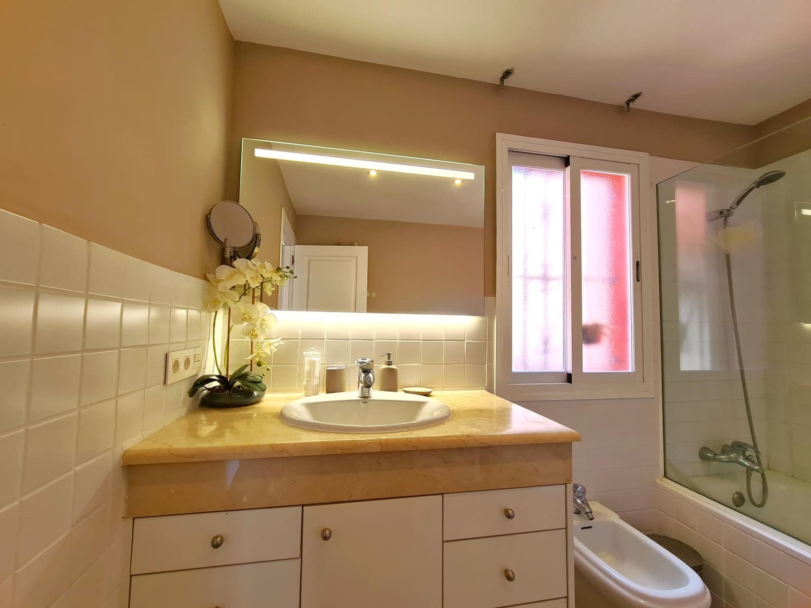 3 quarto Casa em Banda para venda em New Golden Mile com piscina garagem - 540 000 € (Ref: 9171343)