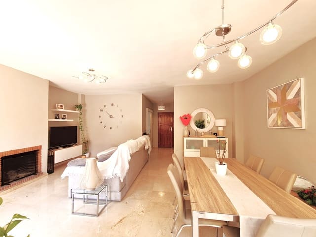 Casa de 3 habitaciones en Selwo, Estepona en venta con piscina garaje - 540.000 € (Ref: 9171343)
