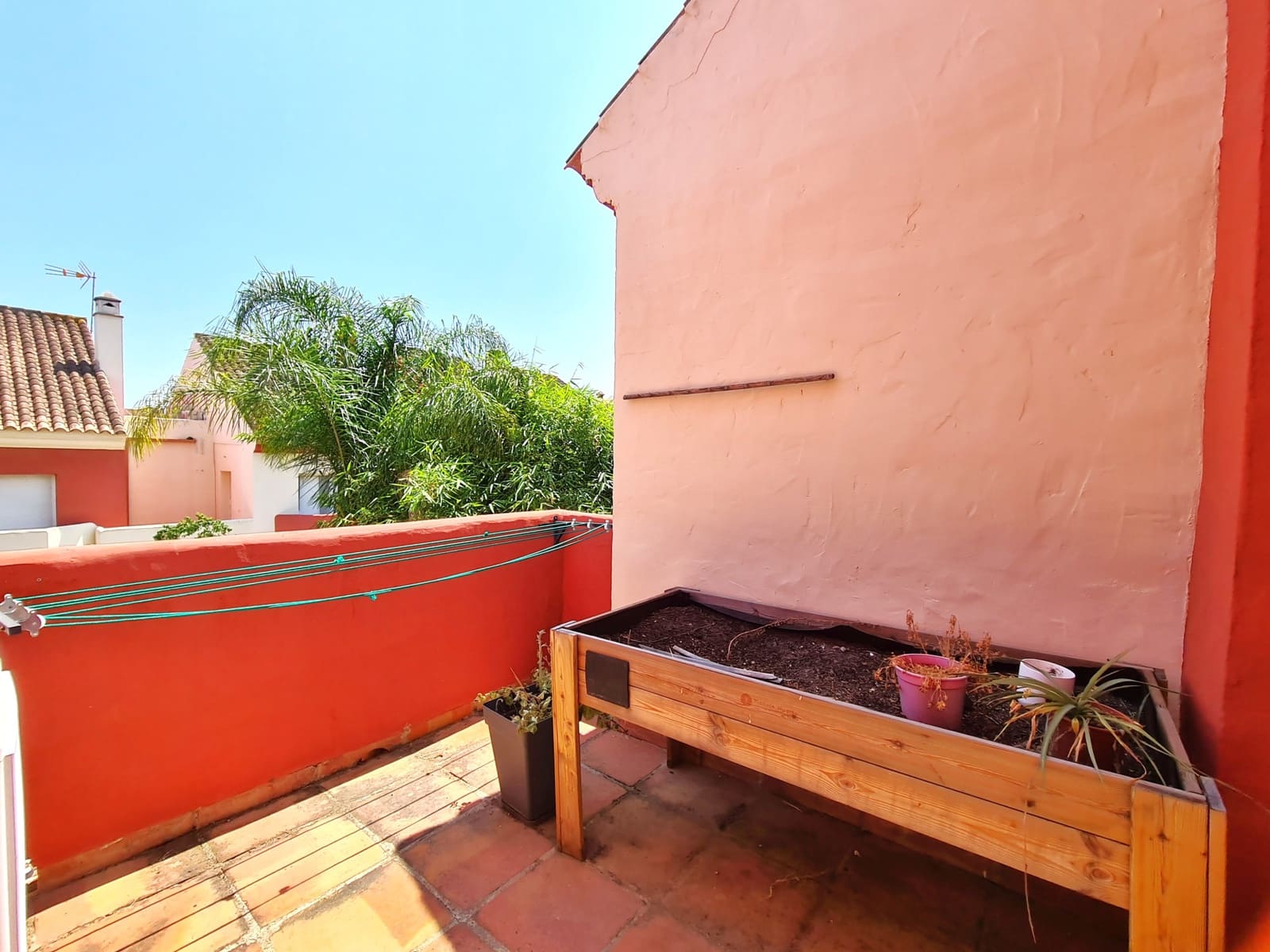 3 quarto Casa em Banda para venda em New Golden Mile com piscina garagem - 540 000 € (Ref: 9171343)