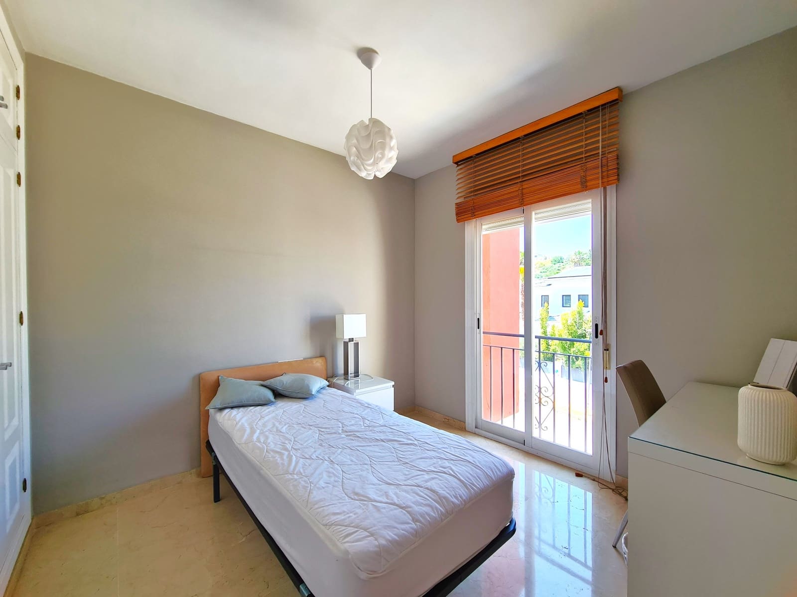 3 quarto Casa em Banda para venda em New Golden Mile com piscina garagem - 540 000 € (Ref: 9171343)