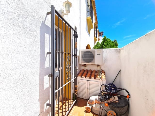 3 slaapkamer Halfvrijstaande villa te koop in Marina de Casares, Casares met zwembad - € 650.000 (Ref: 9186814)