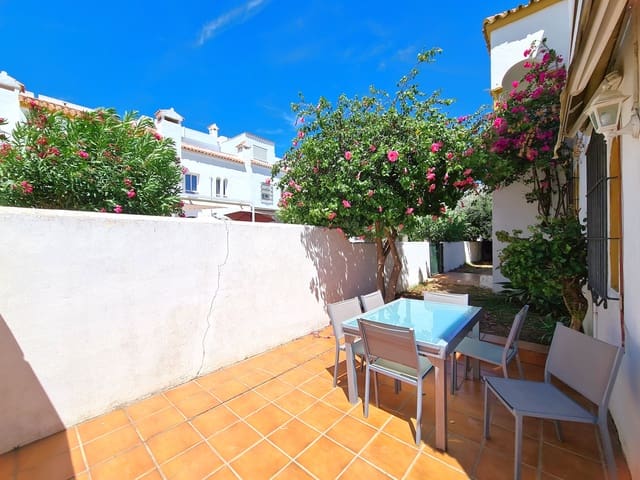 3 soveværelse Semi-Rækkehus til salg i Marina de Casares, Casares med swimmingpool - € 645.000 (Ref: 9186814)