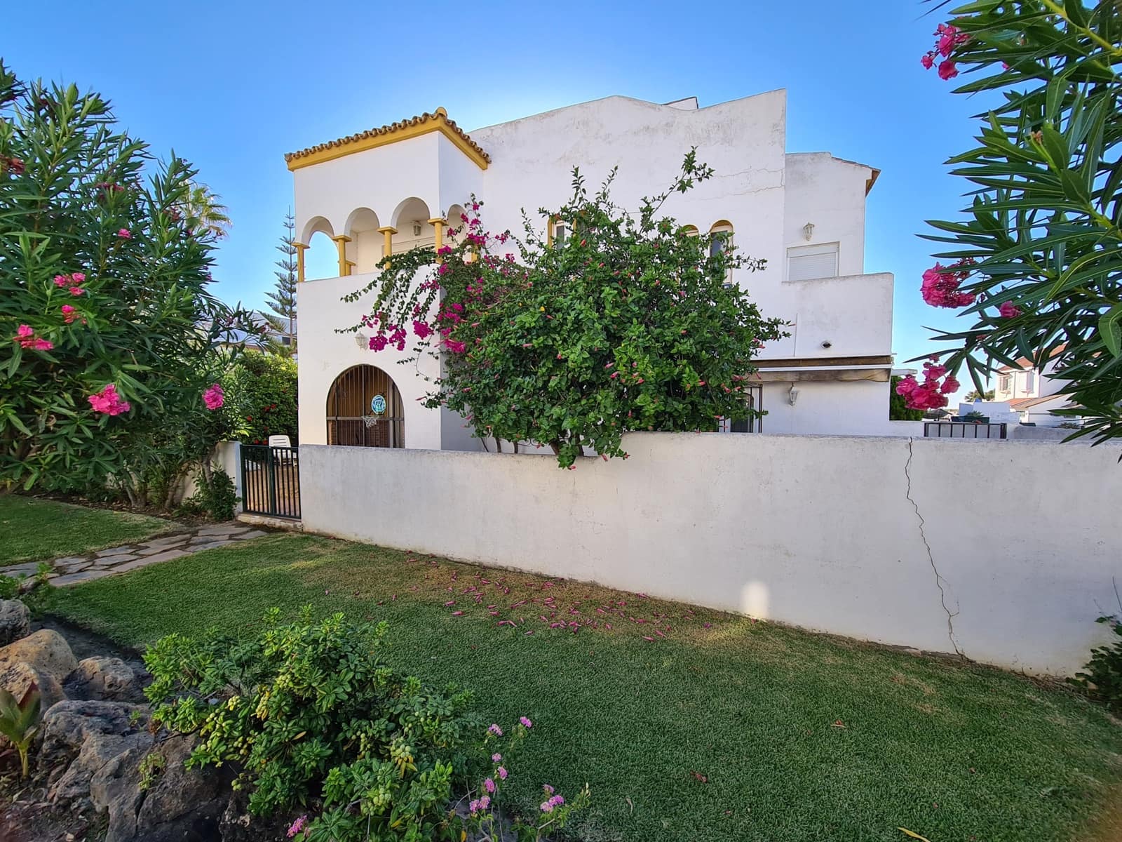 3 slaapkamer Halfvrijstaande villa te koop in Casares met zwembad - € 645.000 (Ref: 9186814)