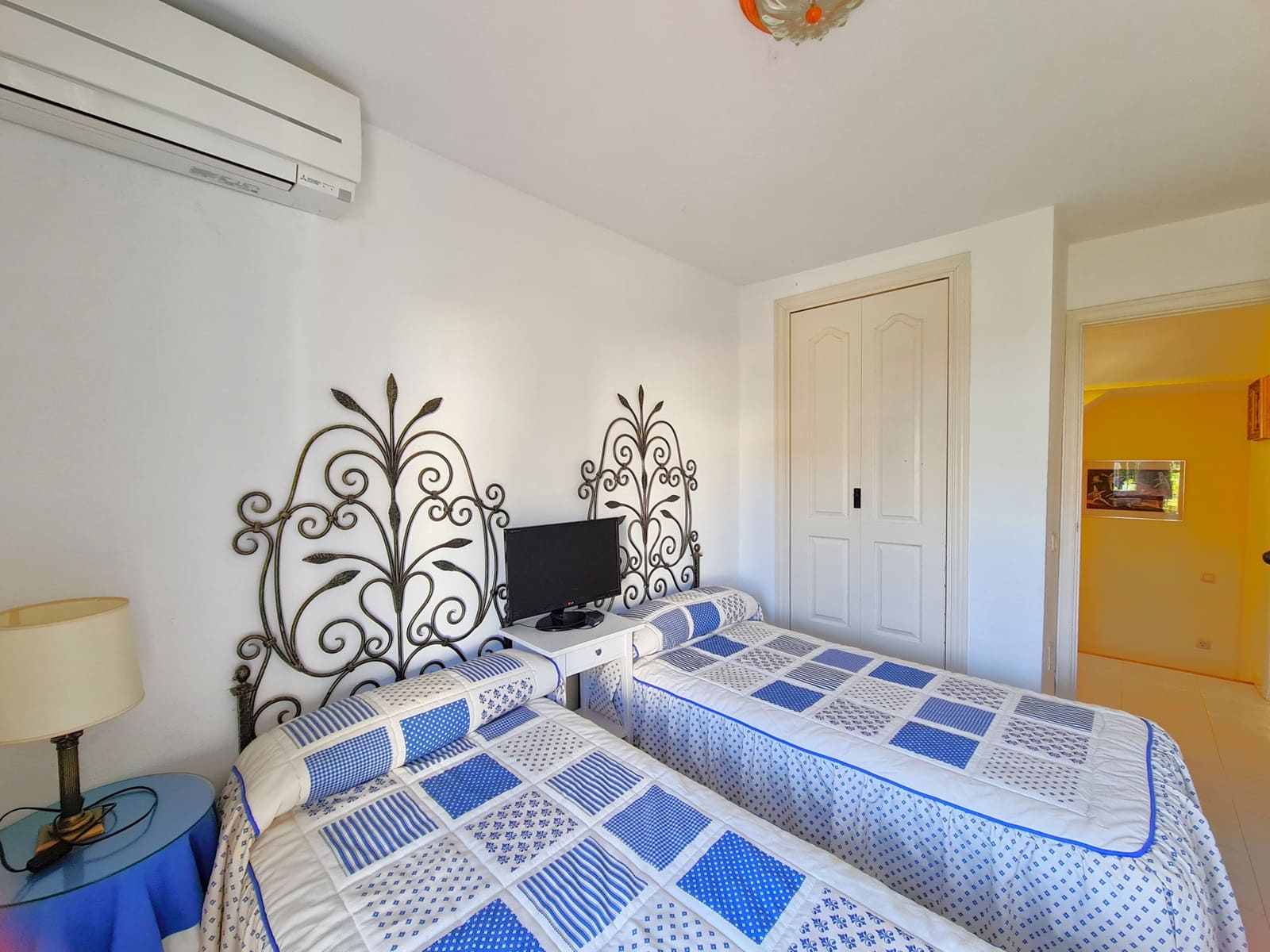 3 slaapkamer Halfvrijstaande villa te koop in Casares met zwembad - € 645.000 (Ref: 9186814)