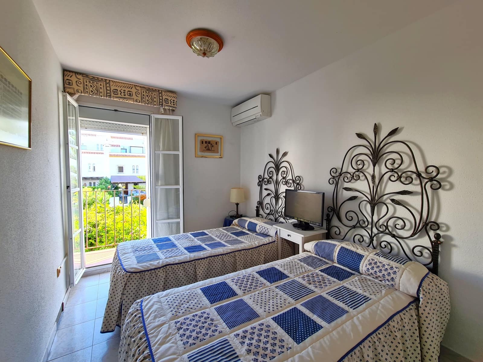 3 slaapkamer Halfvrijstaande villa te koop in Casares met zwembad - € 645.000 (Ref: 9186814)