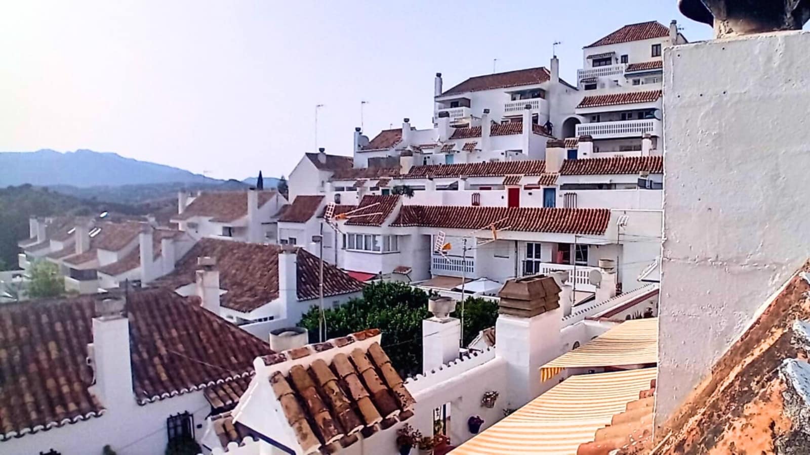 2 soveværelse Byhus til salg i Mijas Costa med swimmingpool - € 208.000 (Ref: 9188369)