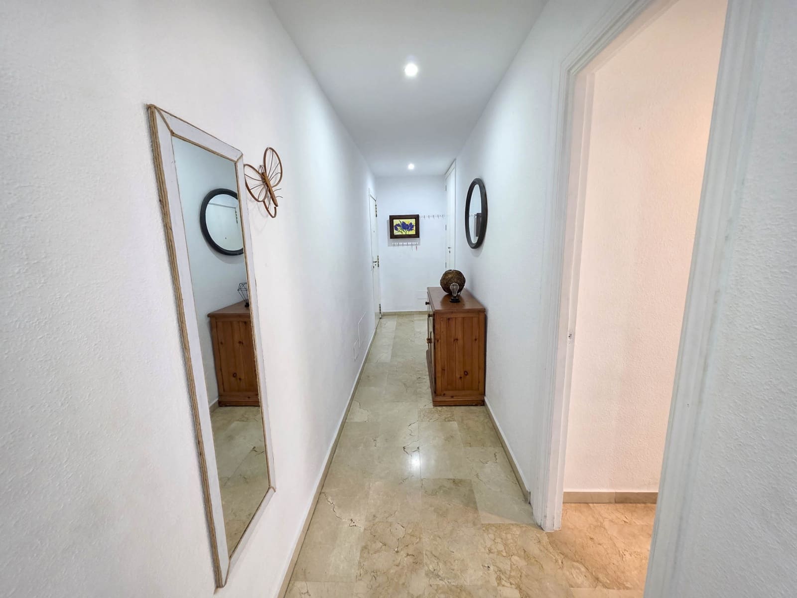 2 bedroom Apartment for sale in San Luis de Sabinillas with pool - € 254,500 (Ref: 9200399)