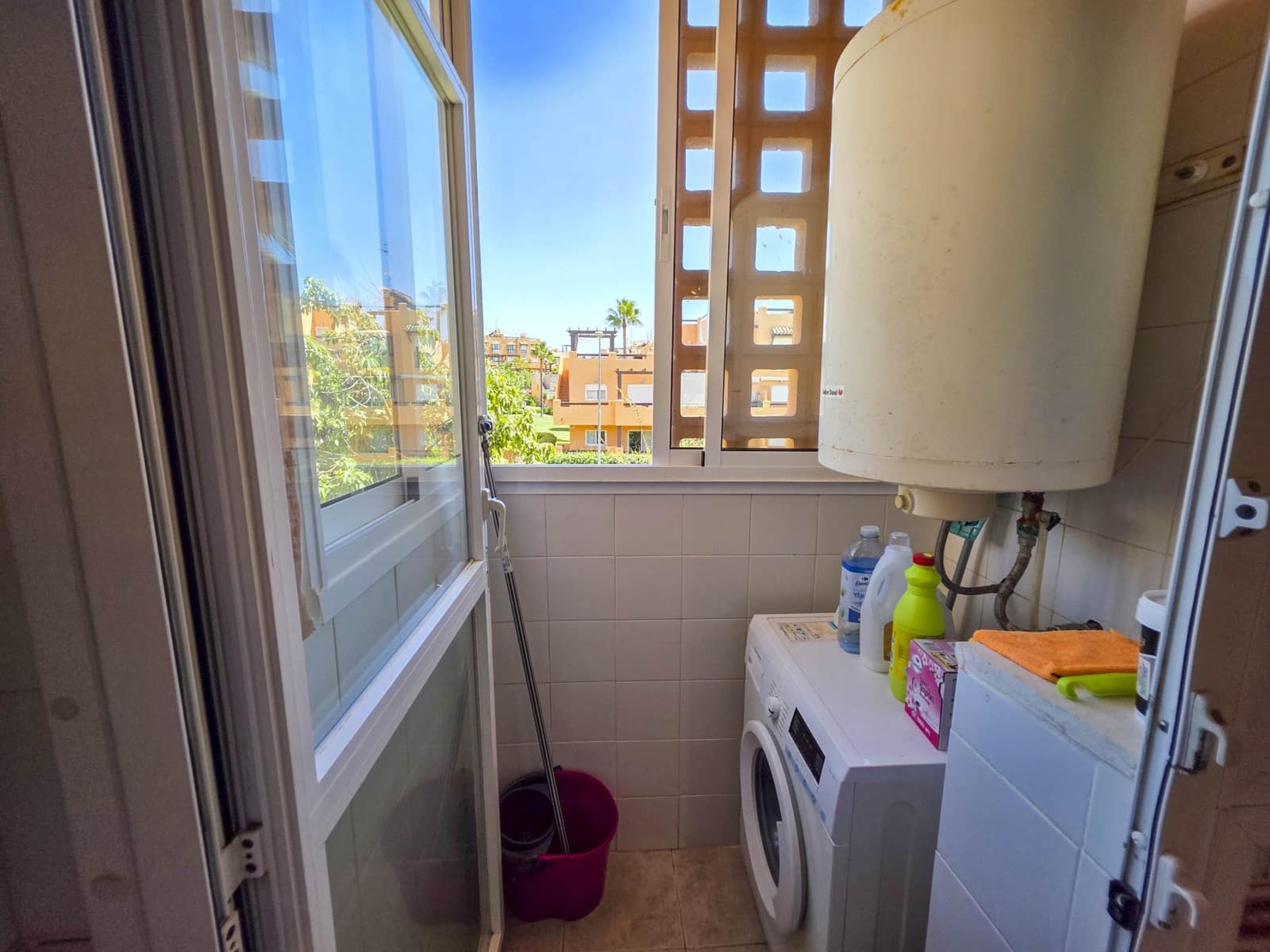 2 soveværelse Penthouse til salg i Casares med swimmingpool garage - € 270.000 (Ref: 9202365)