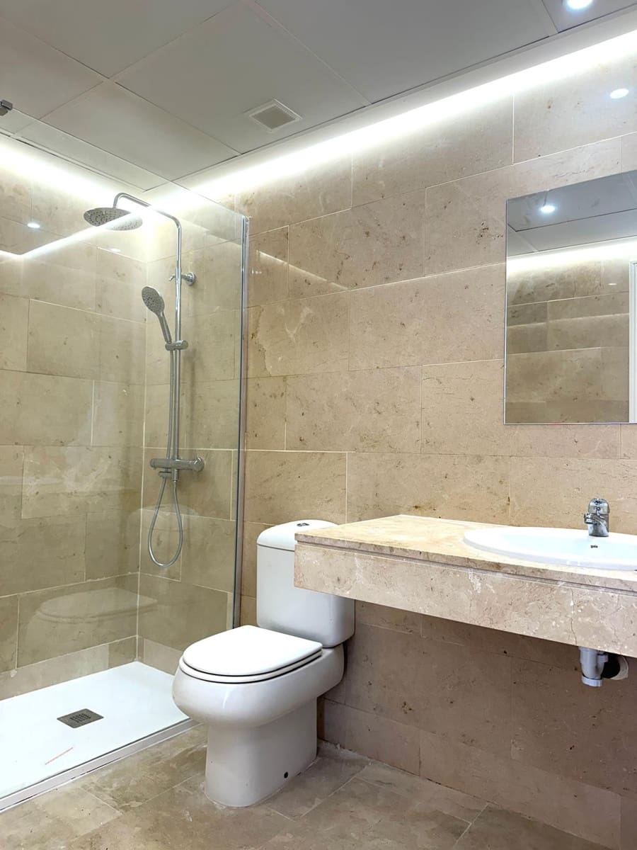 3 soveværelse Penthouse til salg i Manilva med swimmingpool garage - € 515.000 (Ref: 9236391)
