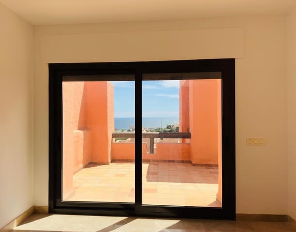 3 slaapkamer Penthouse te koop in Manilva met zwembad garage - € 515.000 (Ref: 9236391)