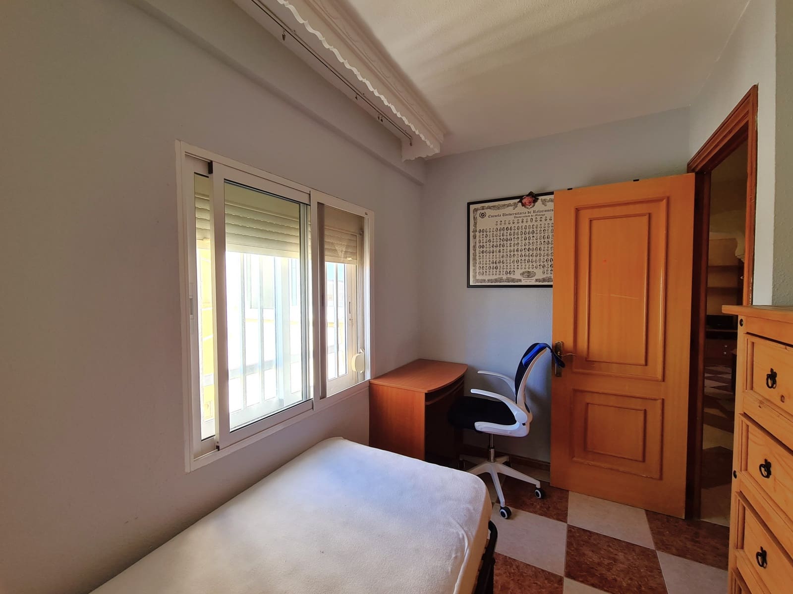 3 soveværelse Lejlighed til salg i Estepona - € 231.000 (Ref: 9239827)