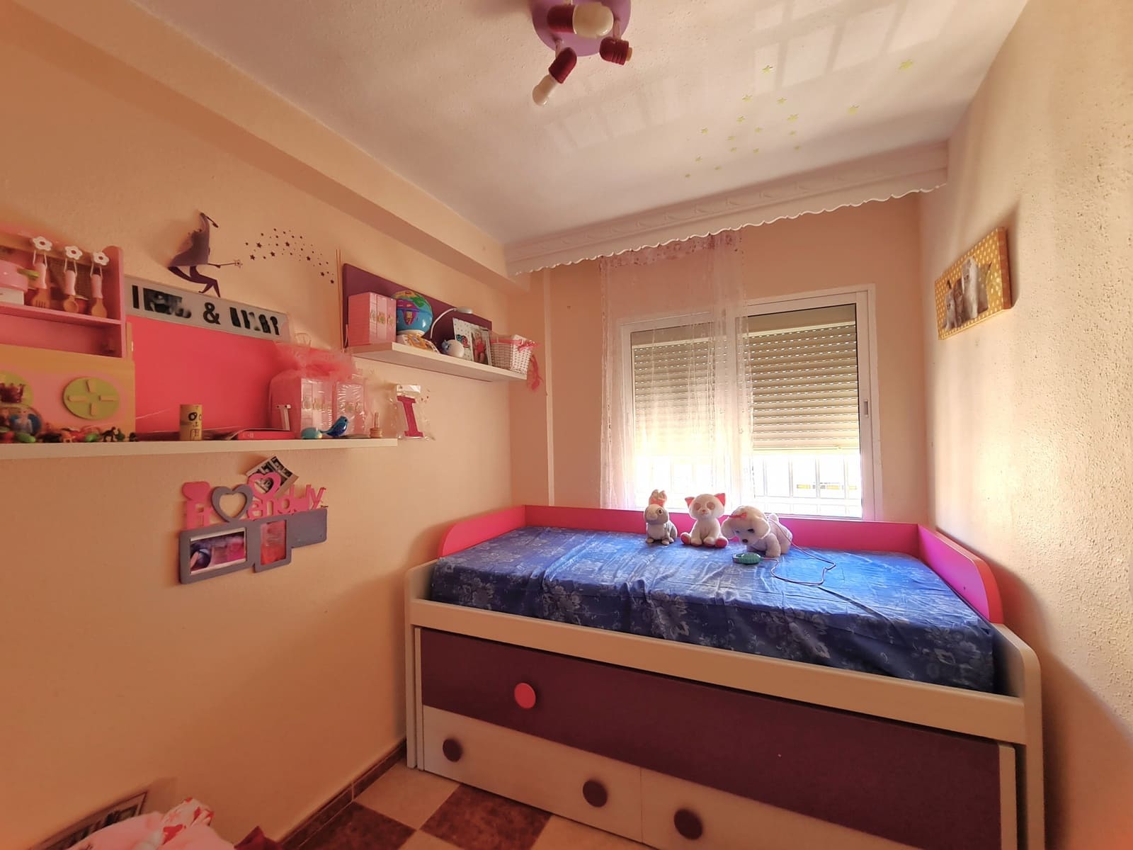 3 soveværelse Lejlighed til salg i Estepona - € 231.000 (Ref: 9239827)