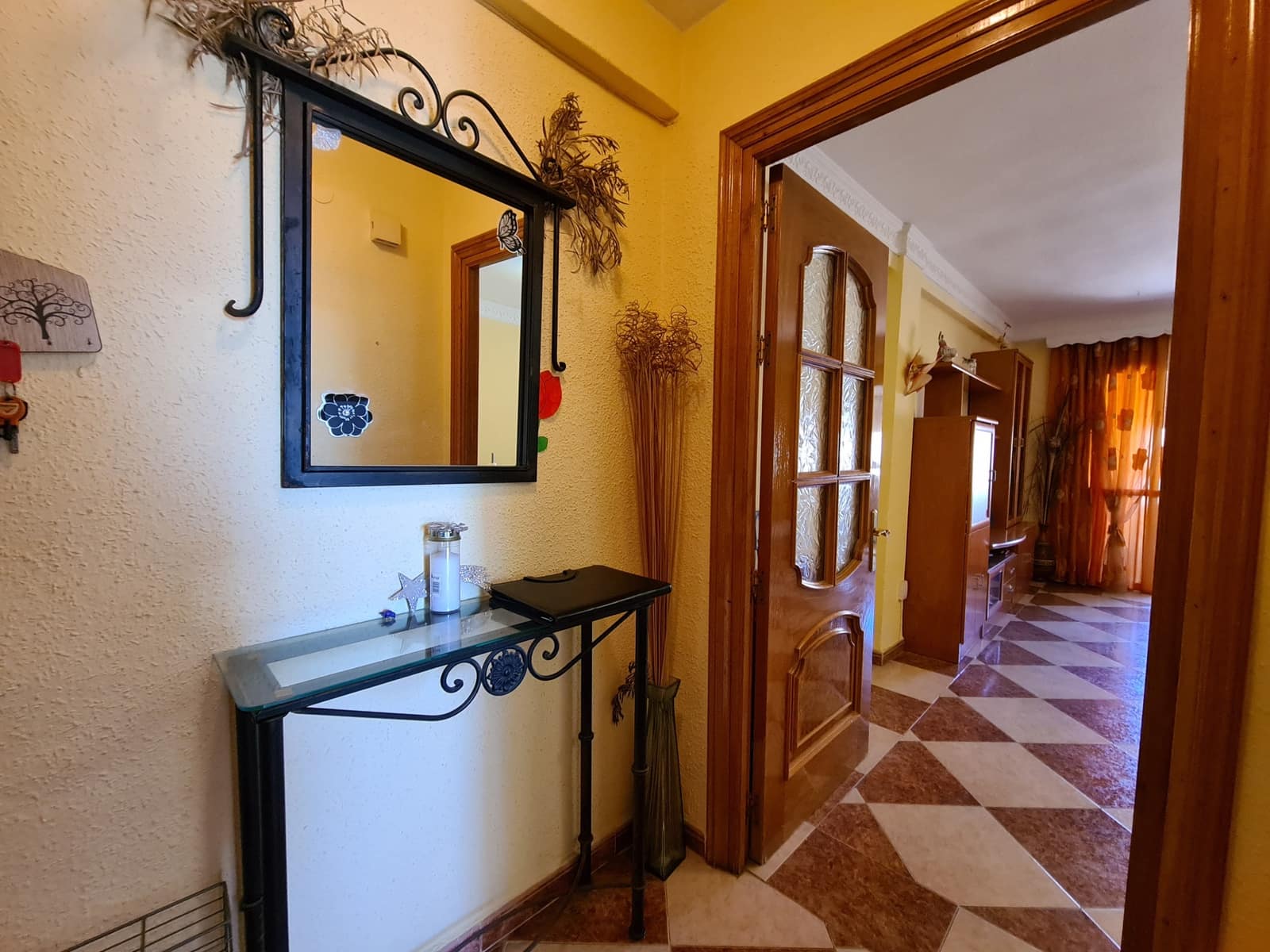 3 soveværelse Lejlighed til salg i Estepona - € 231.000 (Ref: 9239827)