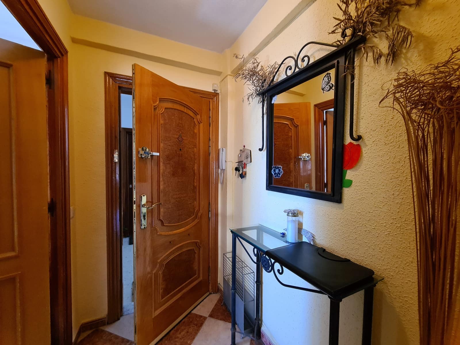 3 soveværelse Lejlighed til salg i Estepona - € 231.000 (Ref: 9239827)