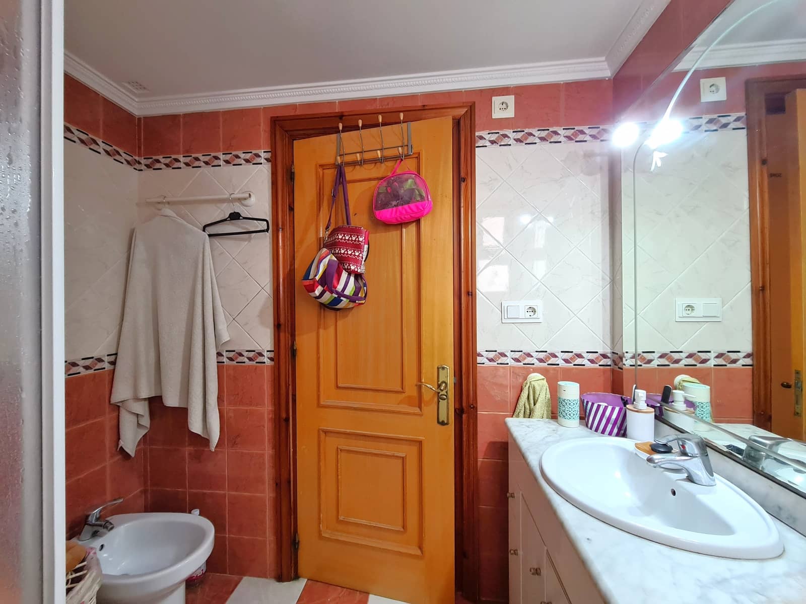 3 soveværelse Lejlighed til salg i Estepona - € 231.000 (Ref: 9239827)