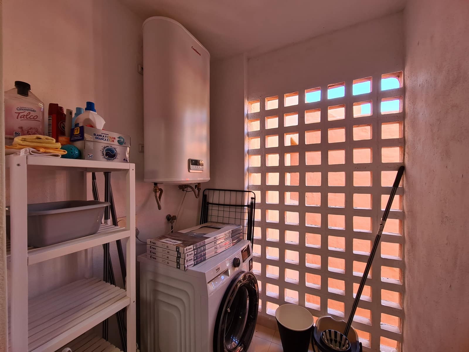 2 sovrum Lägenhet till salu i Manilva med pool garage - 329 000 € (Ref: 9242849)