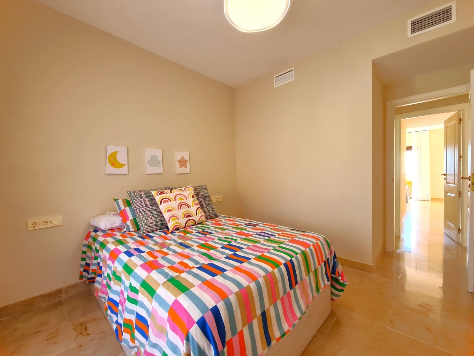 2 bedroom Apartment for sale in Manilva with pool garage - € 315,000 (Ref: 9242849)