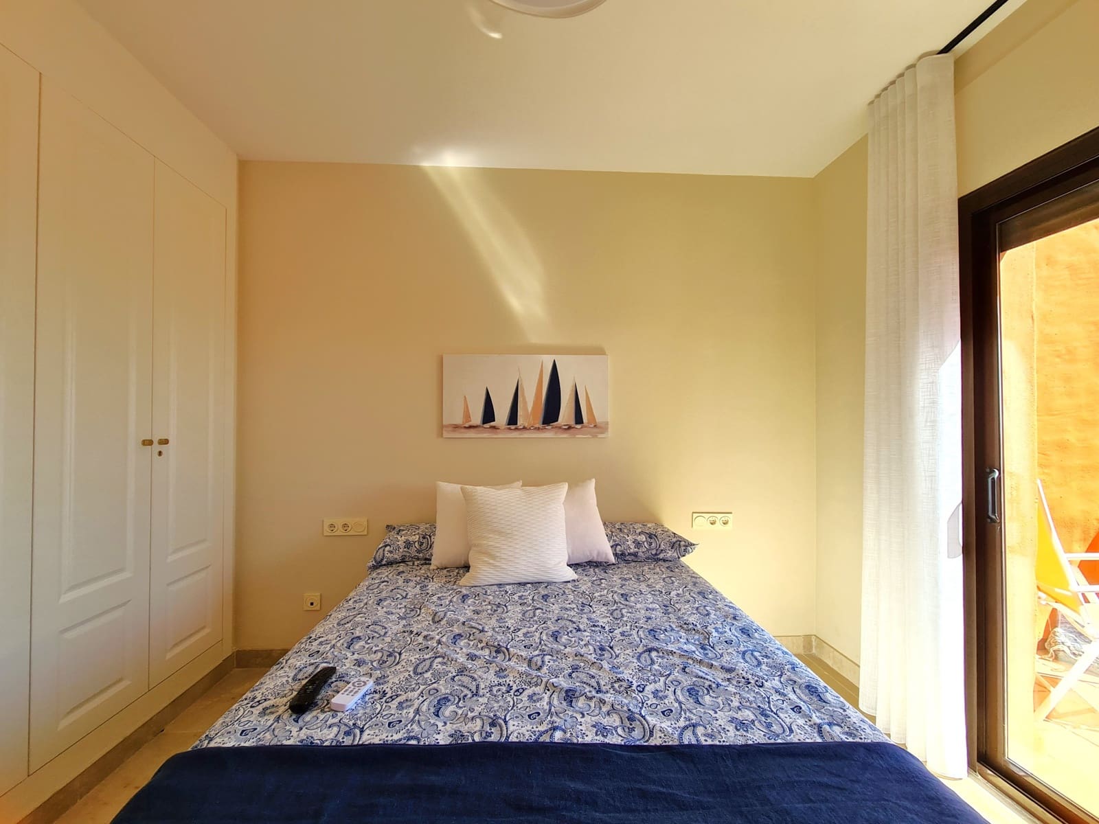 2 sovrum Lägenhet till salu i Manilva med pool garage - 315 000 € (Ref: 9242849)