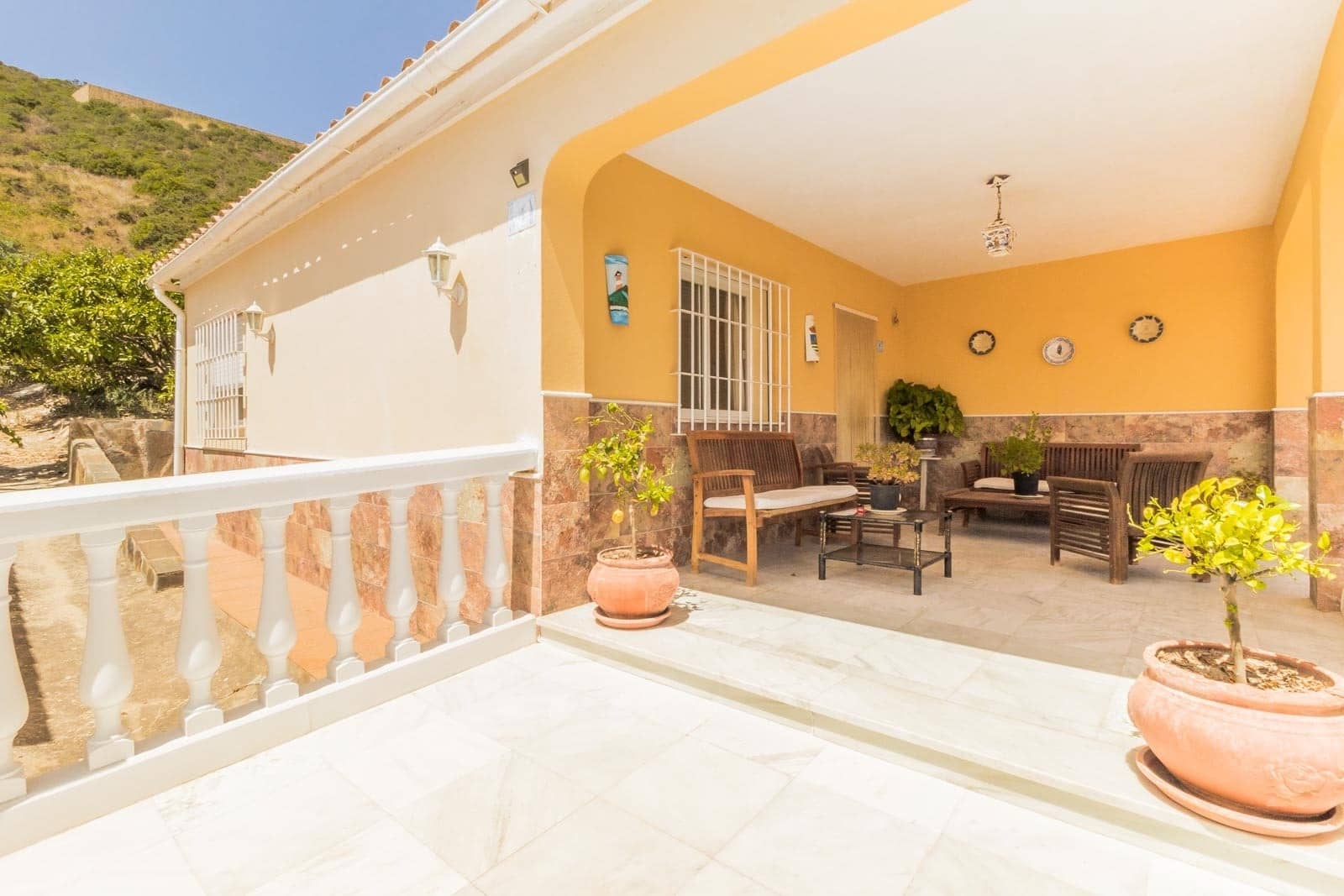 3 soveværelse Finca/Landehus til salg i Manilva med swimmingpool garage - € 395.000 (Ref: 9242850)