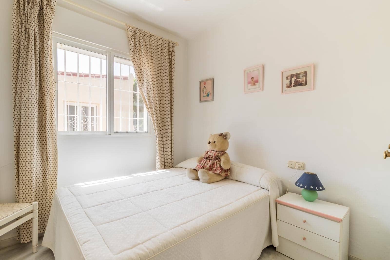 3 soveværelse Finca/Landehus til salg i Manilva med swimmingpool garage - € 395.000 (Ref: 9242850)