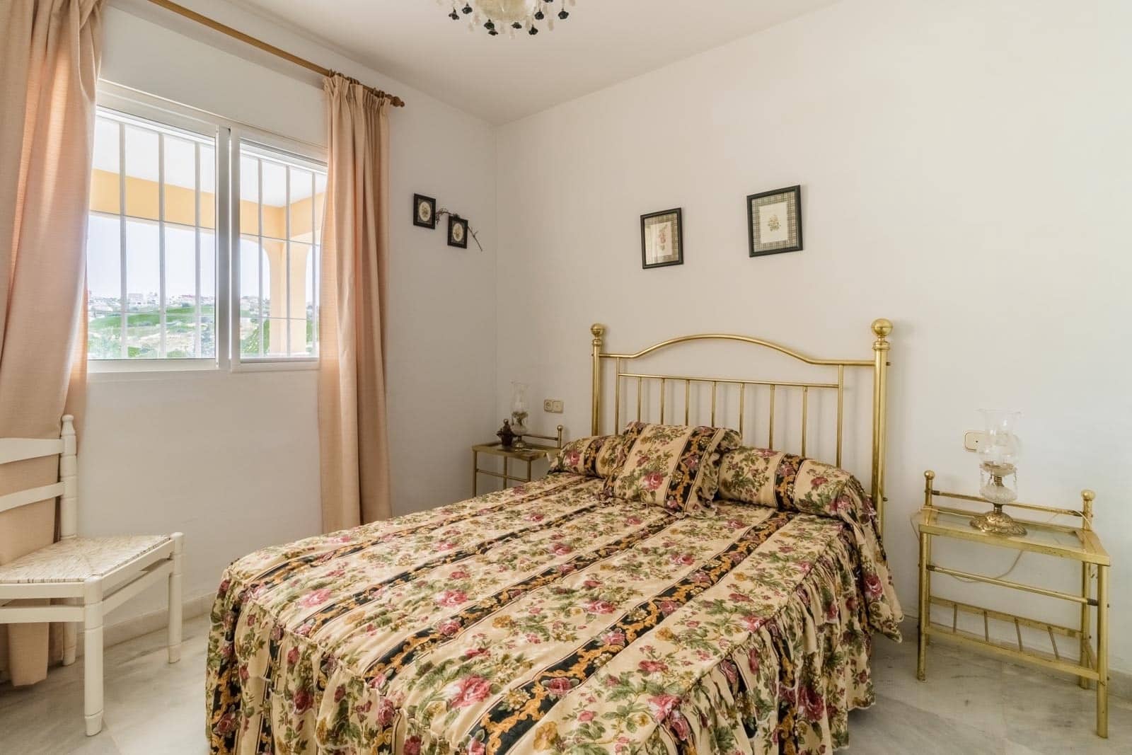 3 soveværelse Finca/Landehus til salg i Manilva med swimmingpool garage - € 395.000 (Ref: 9242850)