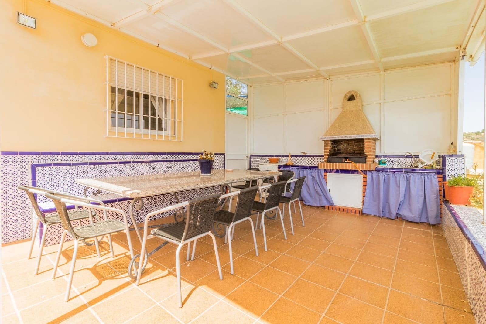 3 soveværelse Finca/Landehus til salg i Manilva med swimmingpool garage - € 395.000 (Ref: 9242850)