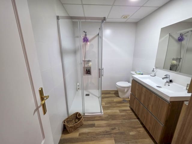 3 Zimmer Apartment zu verkaufen in La Duquesa / Puerto de la Duquesa, Manilva mit Pool Garage - 480.000 € (Ref: 9248159)