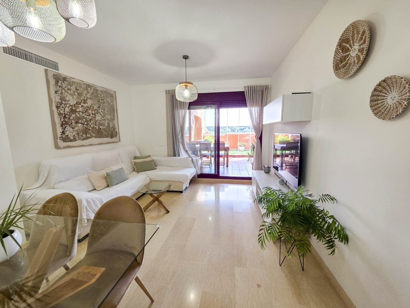 3 sypialnia Apartament na sprzedaż w La Duquesa / Puerto de la Duquesa z basenem garażem - 480 000 € (Ref: 9248159)