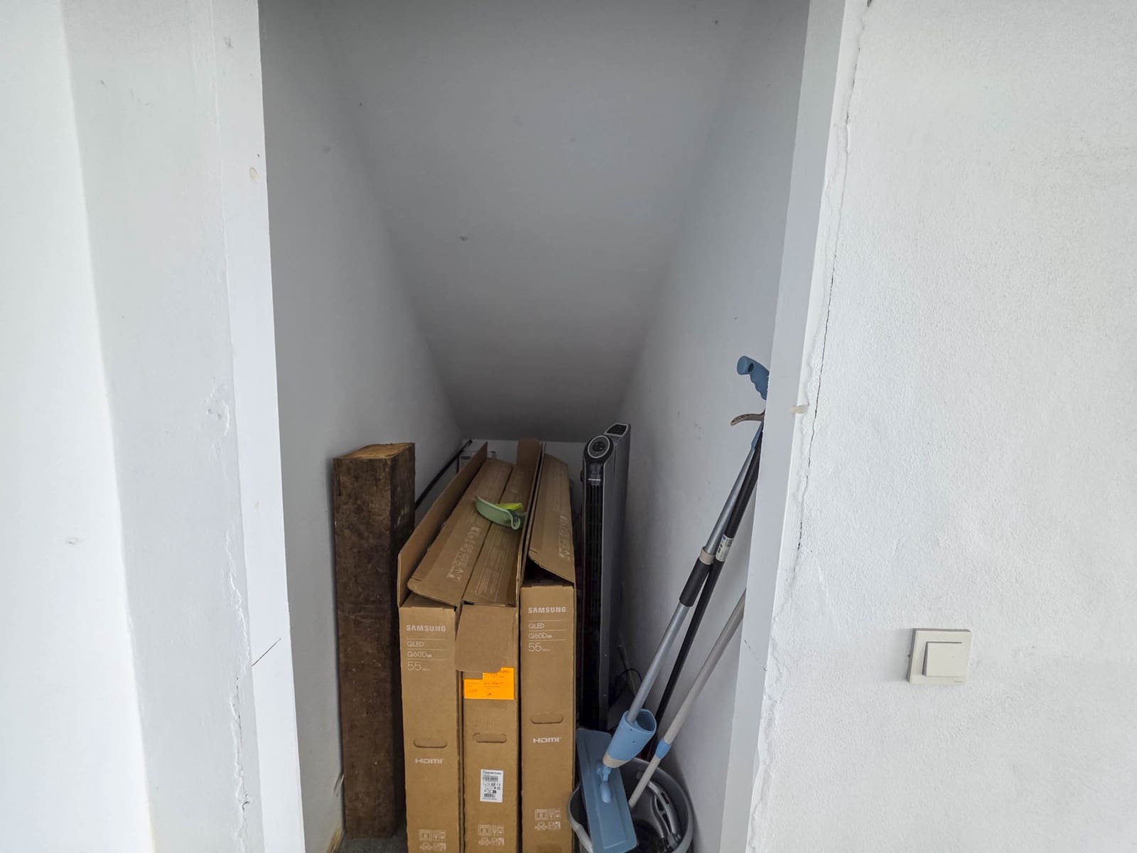 4 sypialnia Willa na sprzedaż w Buenas Noches z basenem garażem - 1 099 999 € (Ref: 9248163)