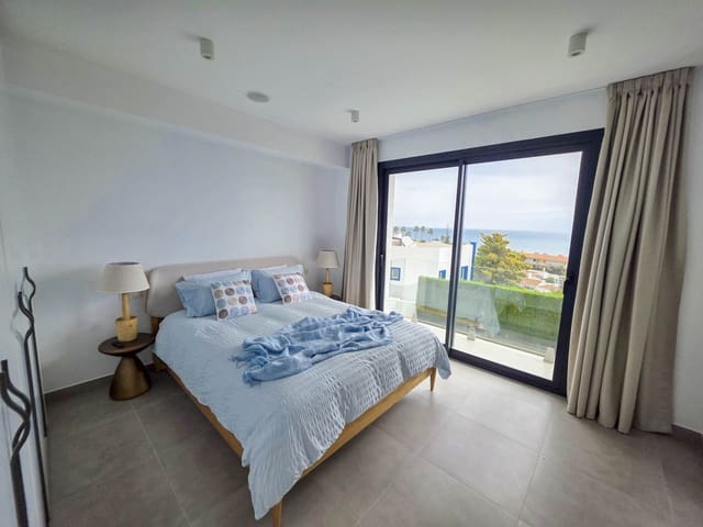 4 slaapkamer Villa te koop in Buenas Noches, Estepona met zwembad garage - € 1.099.999 (Ref: 9248163)