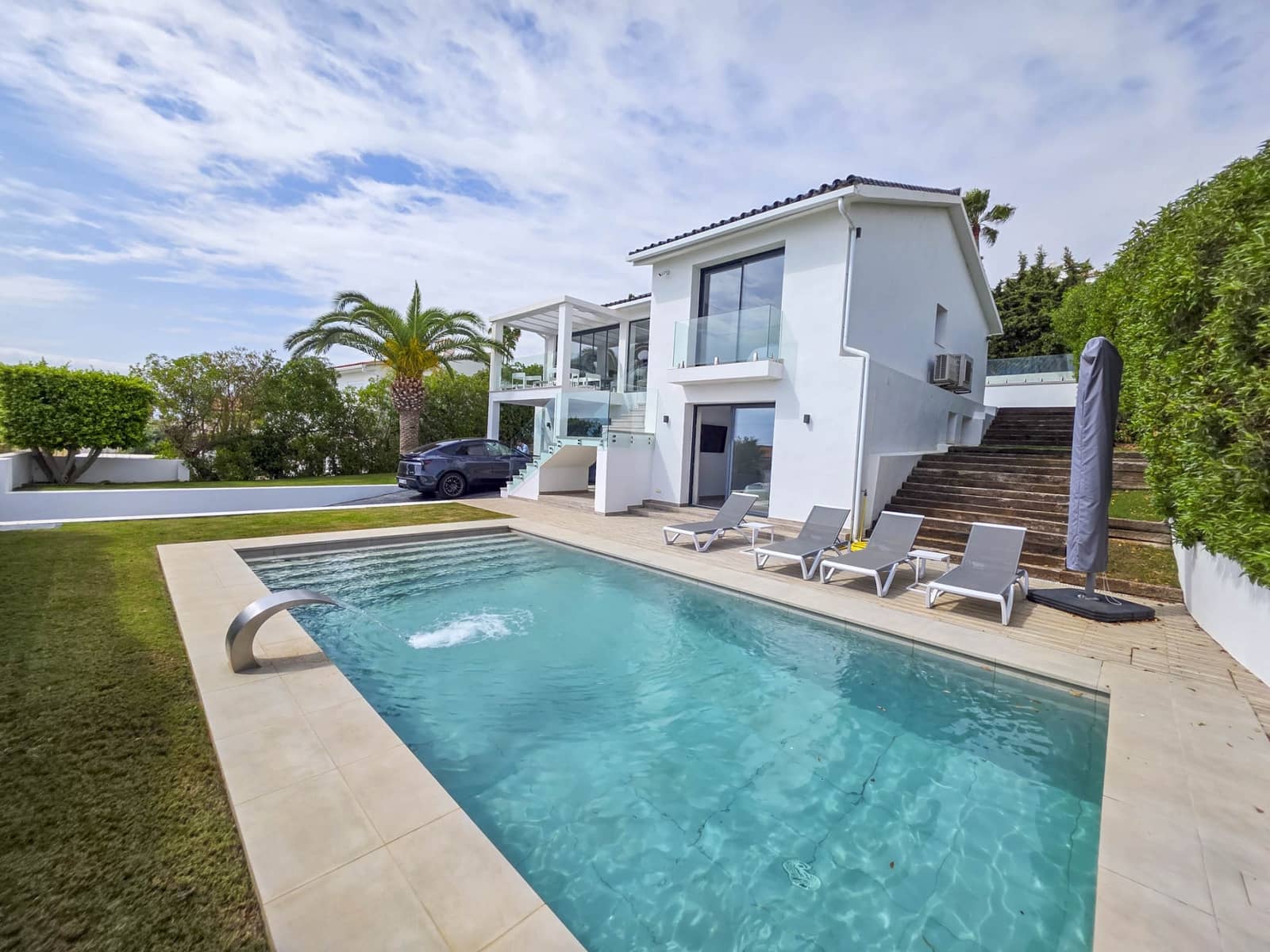 4 sypialnia Willa na sprzedaż w Buenas Noches z basenem garażem - 1 099 999 € (Ref: 9248163)