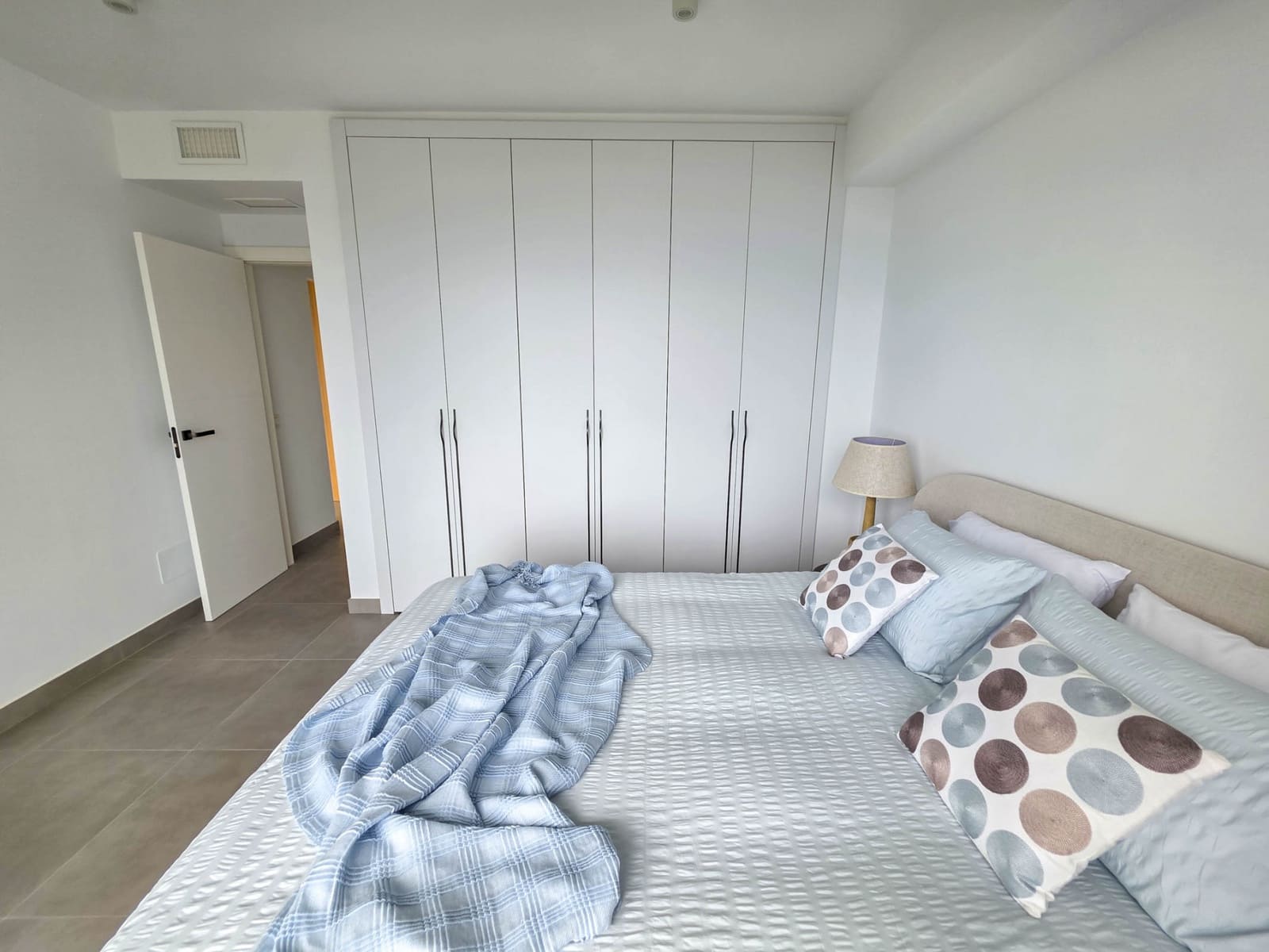 4 sypialnia Willa na sprzedaż w Buenas Noches z basenem garażem - 1 099 999 € (Ref: 9248163)