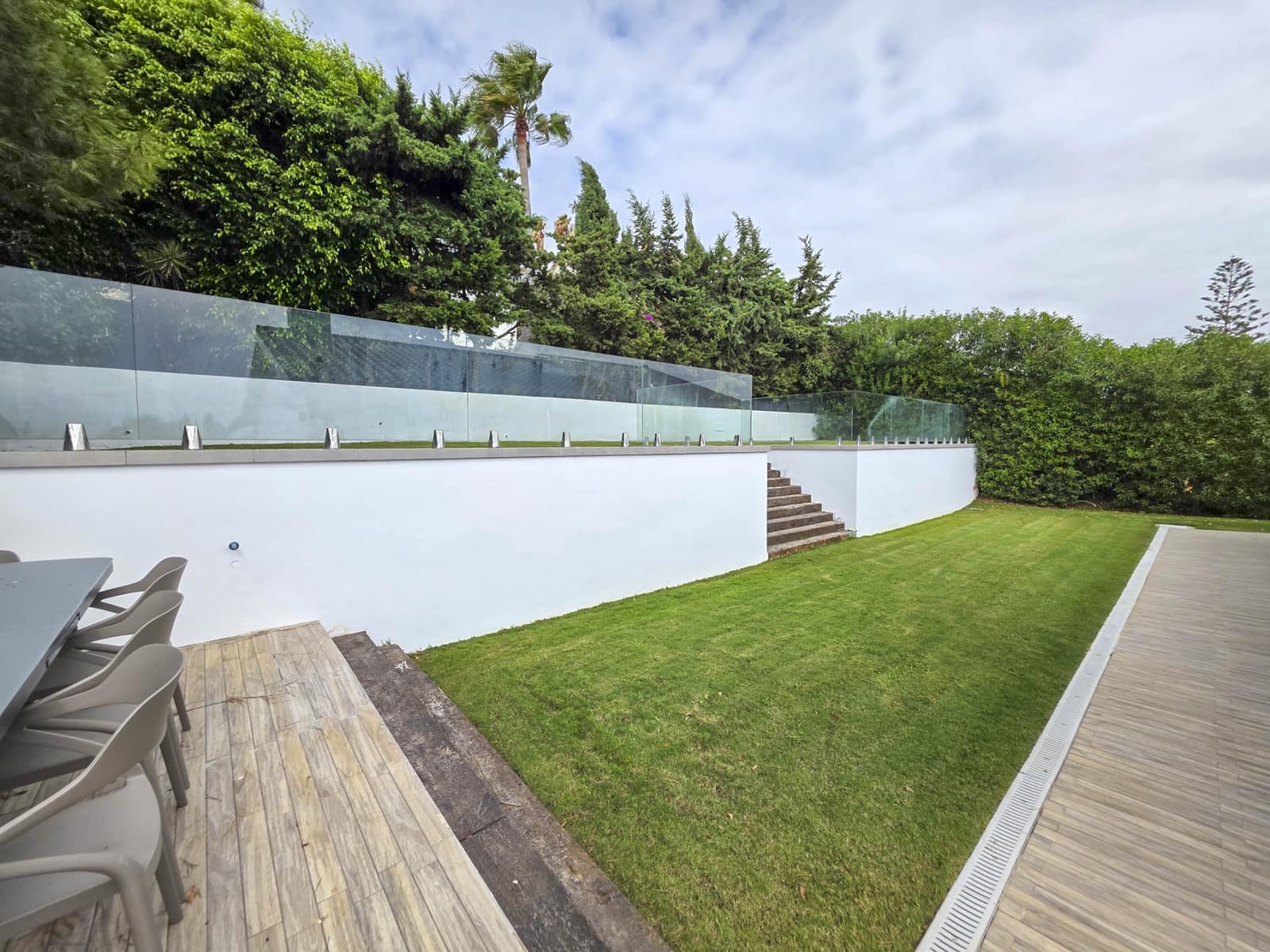 4 sypialnia Willa na sprzedaż w Buenas Noches z basenem garażem - 1 099 999 € (Ref: 9248163)