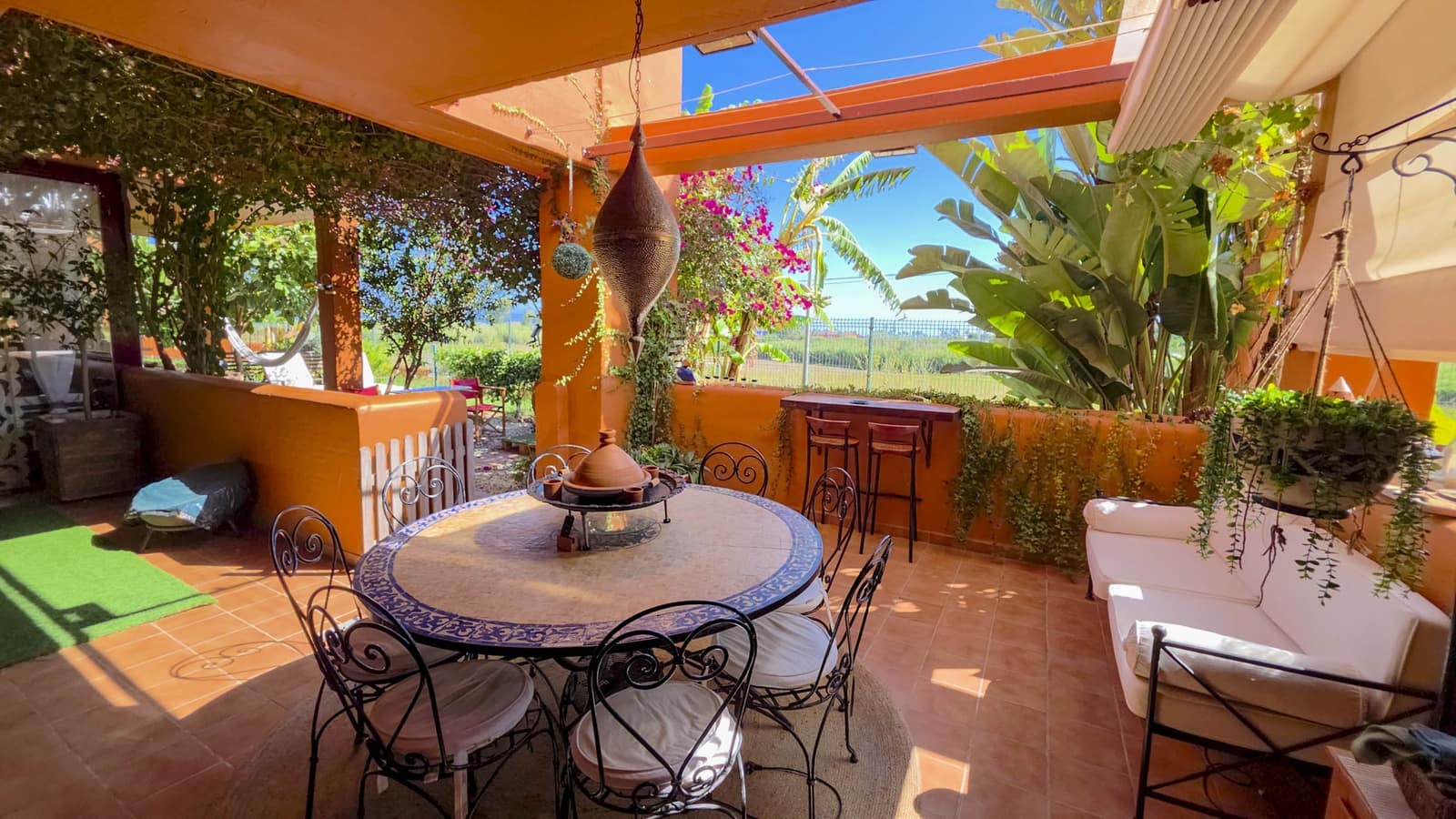 3 slaapkamer Appartement te koop in La Duquesa / Puerto de la Duquesa met zwembad garage - € 499.000 (Ref: 9262449)