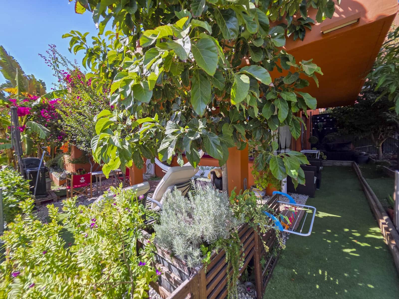 3 slaapkamer Appartement te koop in La Duquesa / Puerto de la Duquesa met zwembad garage - € 499.000 (Ref: 9262449)