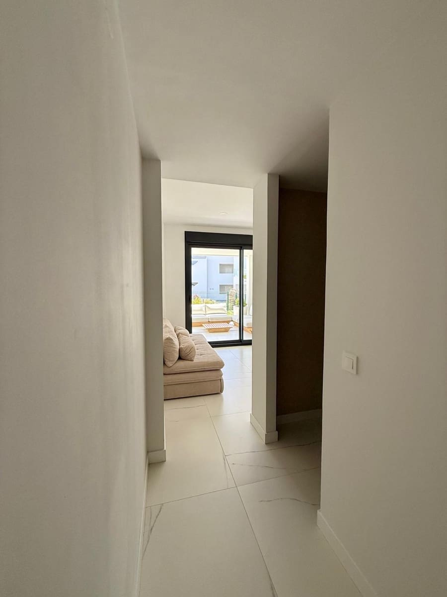 2 soverom Leilighet til salgs i Bahia de Casares med svømmebasseng garasje - € 650 000 (Ref: 9264266)