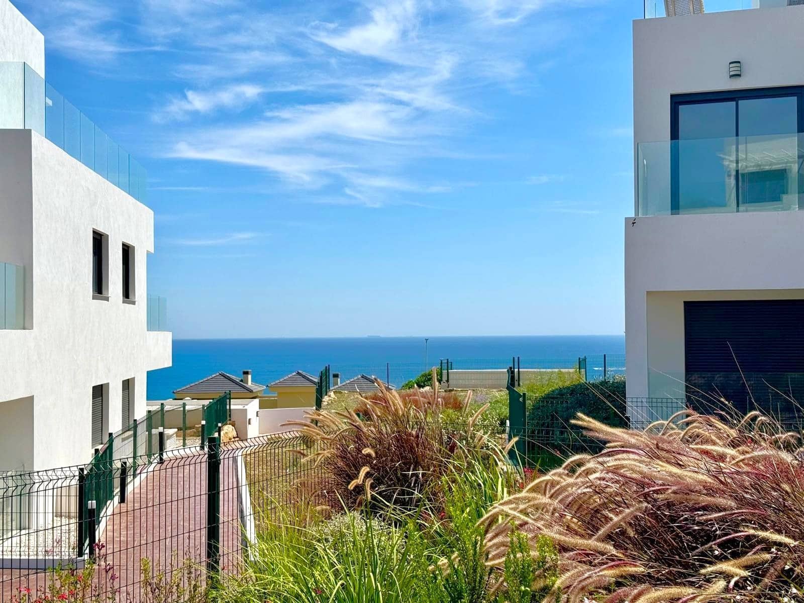 2 soverom Leilighet til salgs i Bahia de Casares med svømmebasseng garasje - € 650 000 (Ref: 9264266)