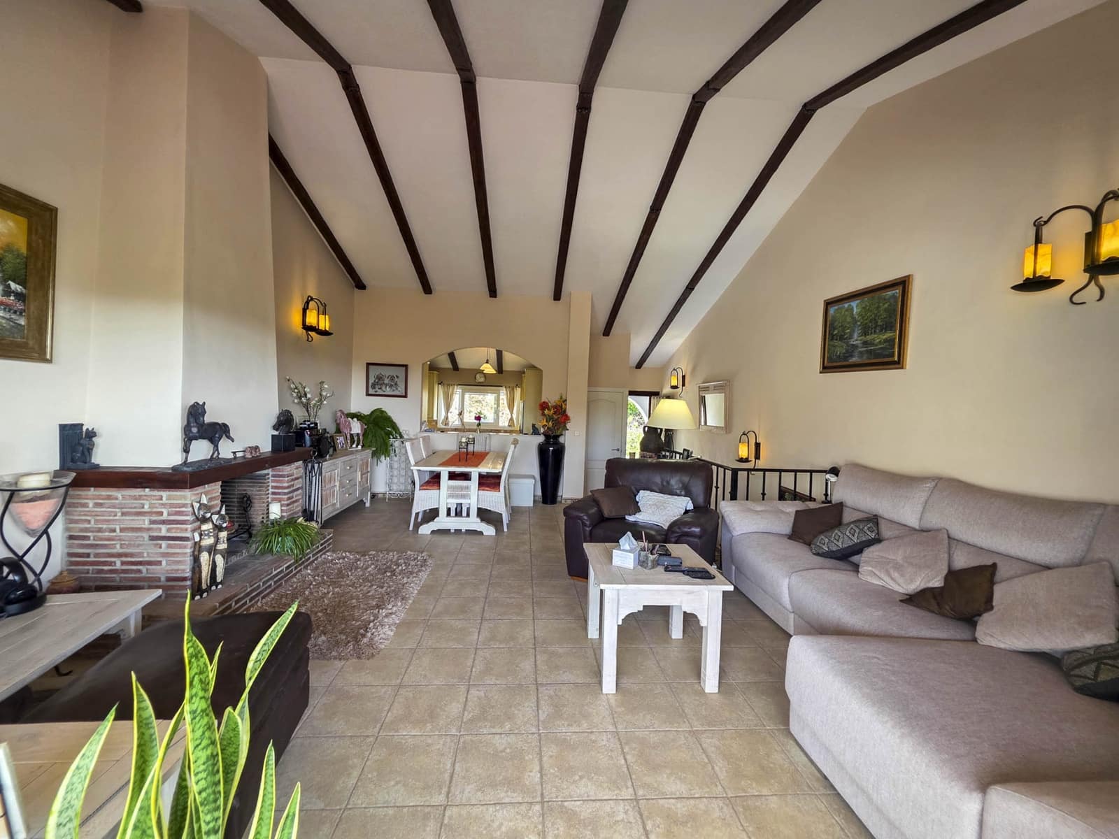 3 soveværelse Byhus til salg i Estepona med swimmingpool garage - € 475.000 (Ref: 9265381)