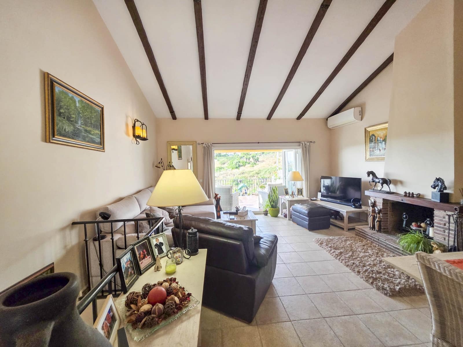 3 soveværelse Byhus til salg i Estepona med swimmingpool garage - € 475.000 (Ref: 9265381)