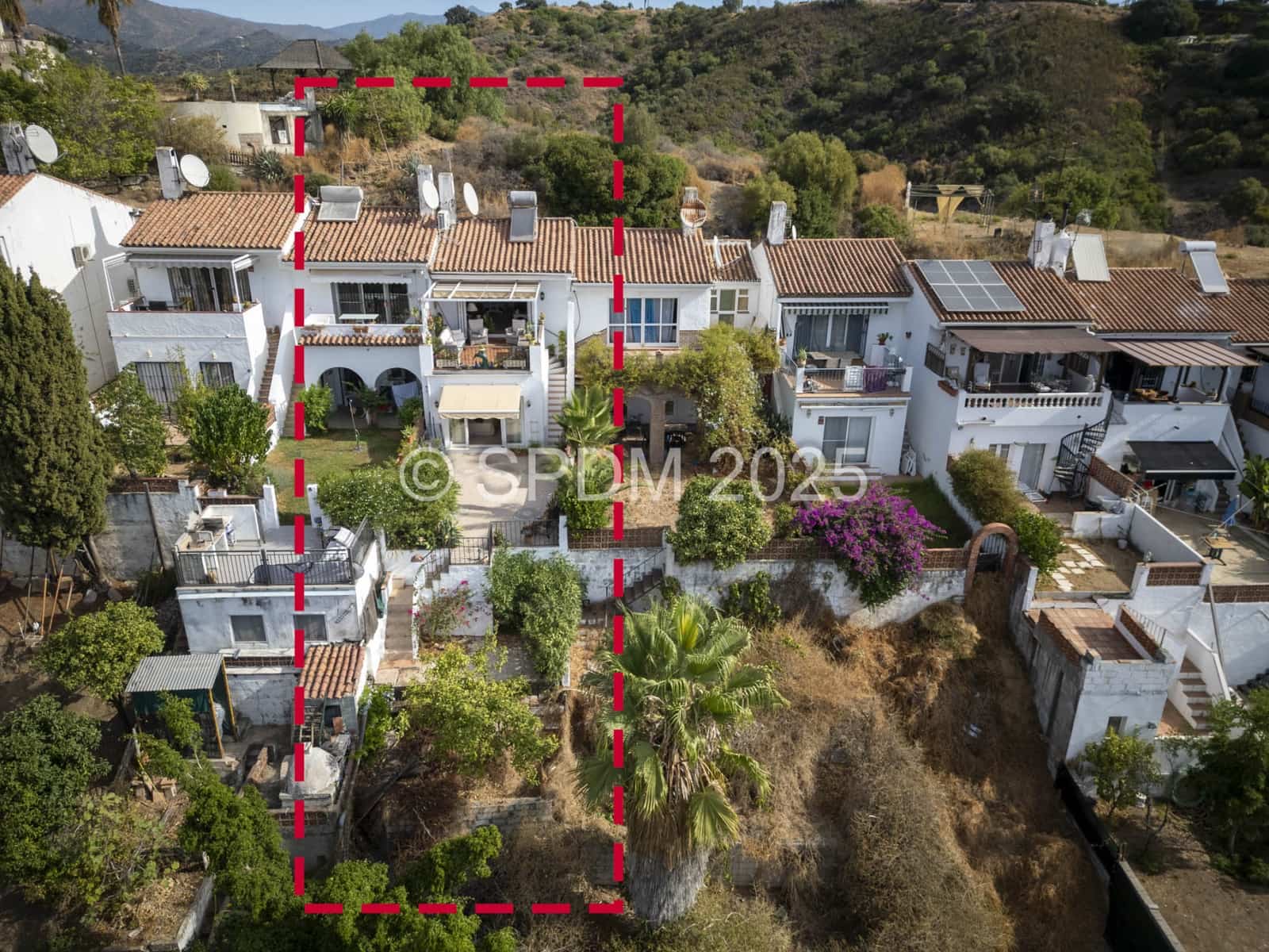 3 soveværelse Byhus til salg i Estepona med swimmingpool garage - € 475.000 (Ref: 9265381)
